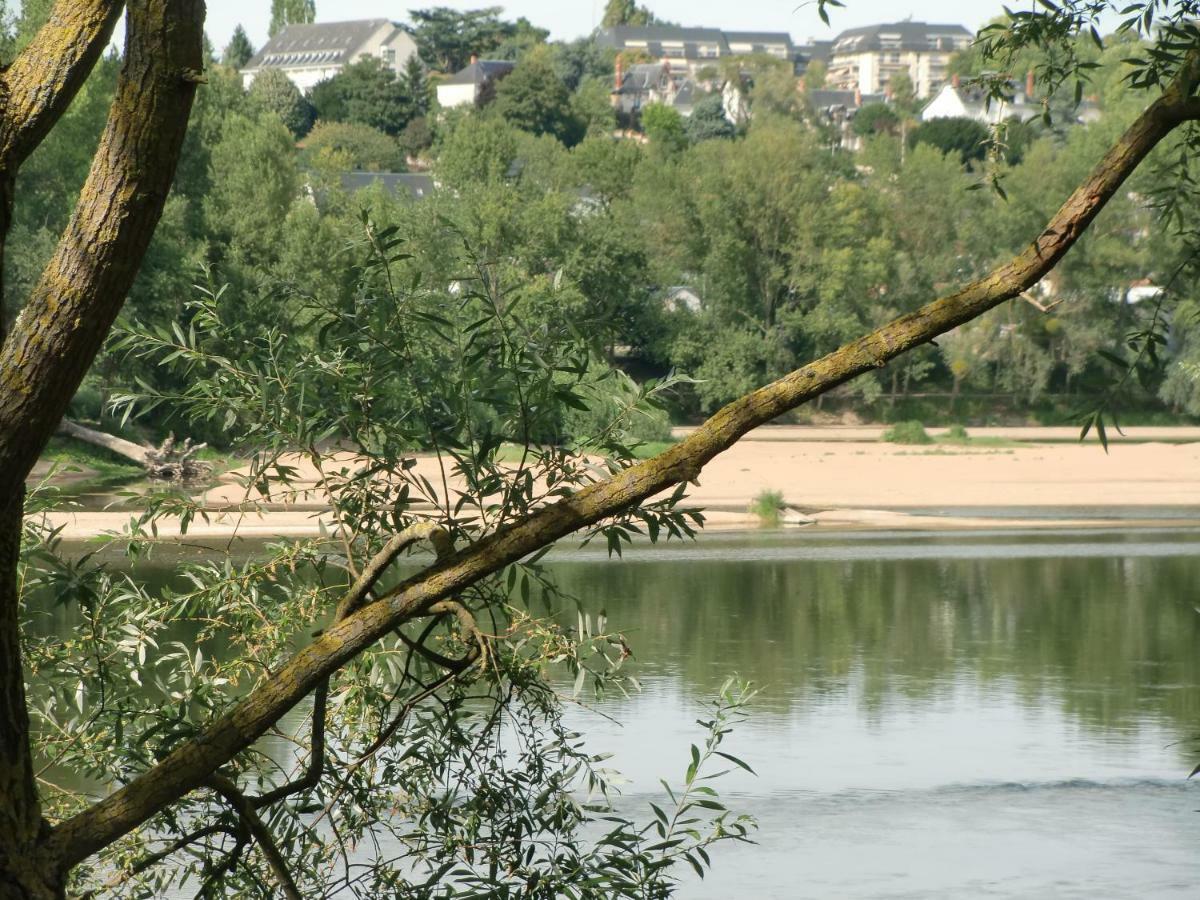 Git'Appart Au Bord De Loire Tours Exterior foto